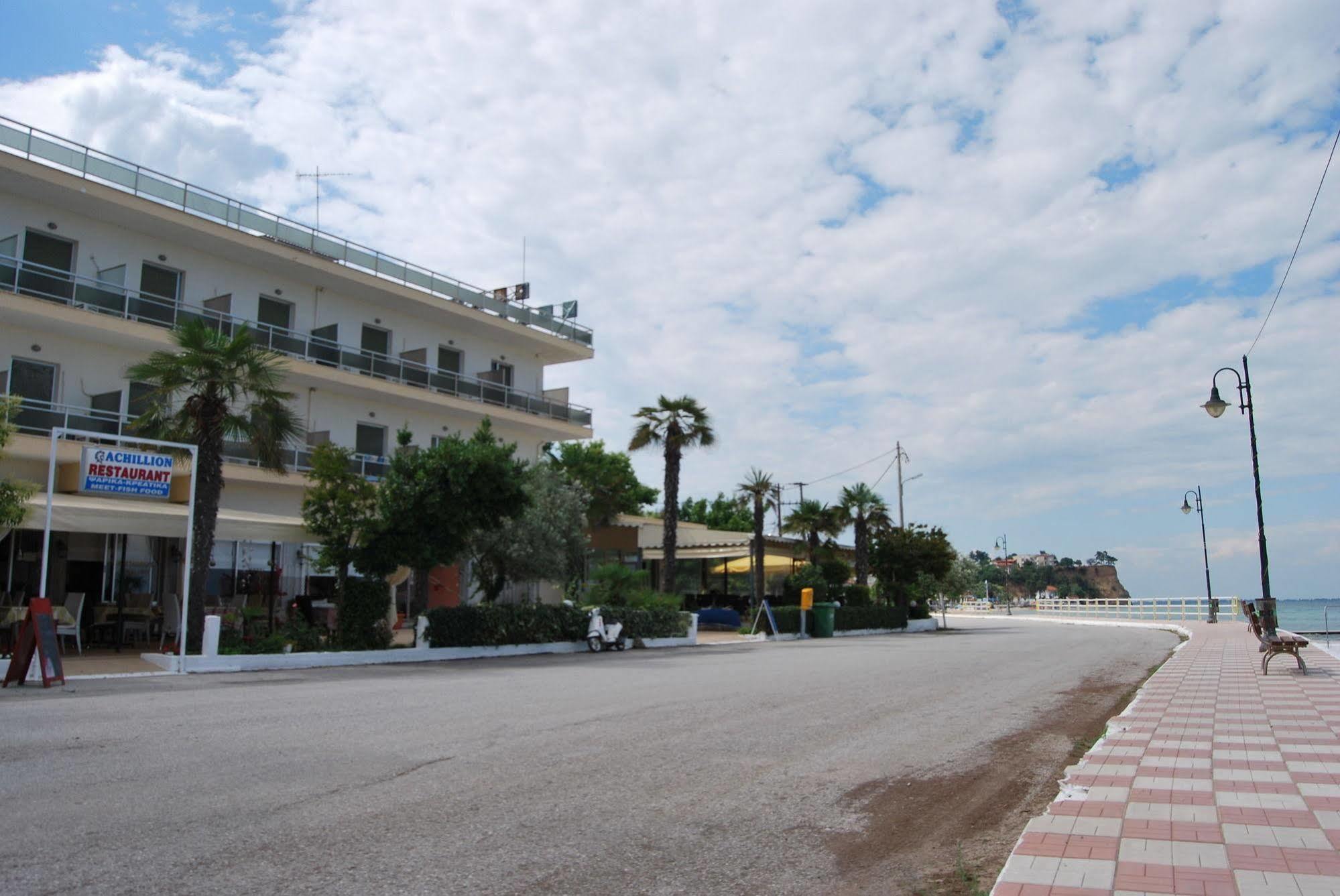 Hotel Achillion Makrygialos Exterior photo